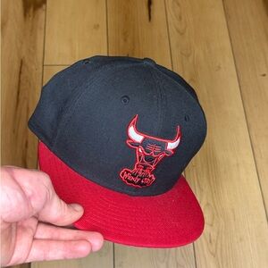 Chicago Bulls New Era Black and Red Cap Hardwood Classics